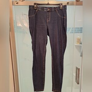 HUE Women’s Dark Indigo Skinny Stretch Jeans Light Weight